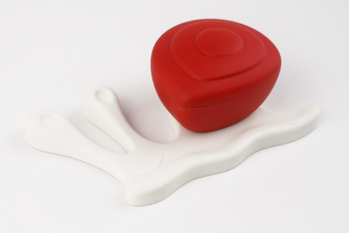 Buton pentru mobila copii Joy Melc, finisaj alb cu casuta rosie CB, 30 mm [3]