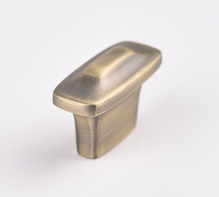 Buton pentru mobila Elias, finisaj alama antichizata periata CB, 16 mm [3]