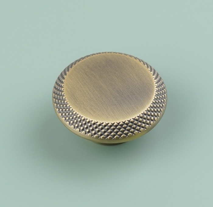 Buton pentru mobila Nola, finisaj alama antichizata periata CB, Ø:45 mm [5]