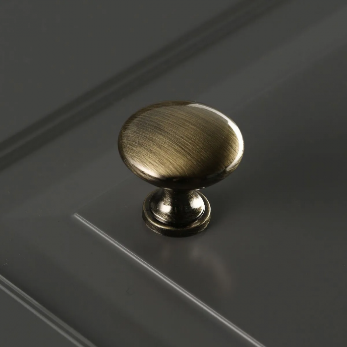 Buton pentru mobila Terni, finisaj alama antichizata periata GT, D:30 mm [2]