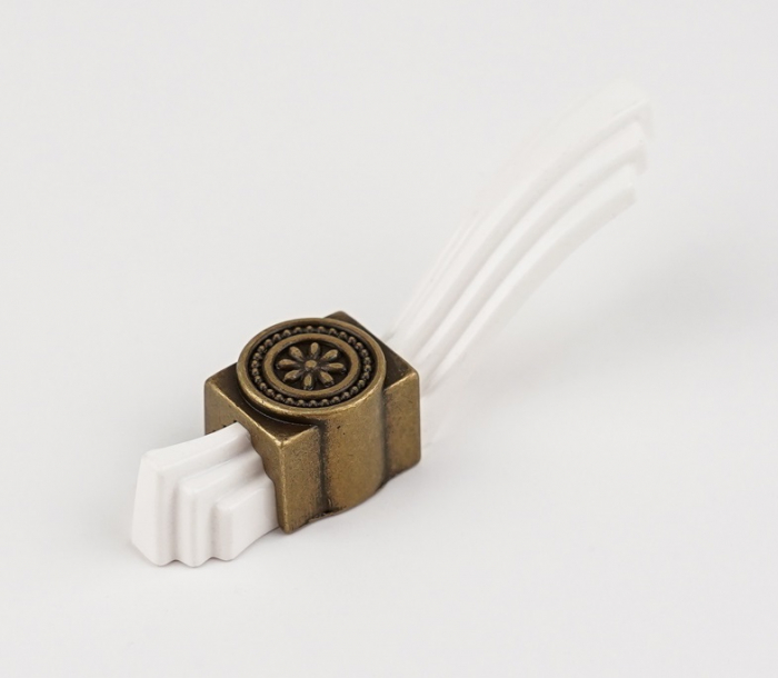 Buton pentru mobila Tulip, finisaj alama antichizata CB, 28 mm [3]