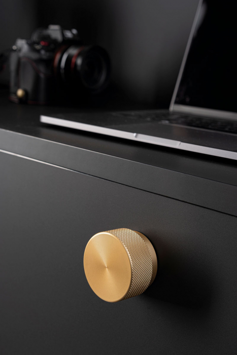 Buton pentru mobilier Graf Big, alama intunecata periata, D 38 mm [5]