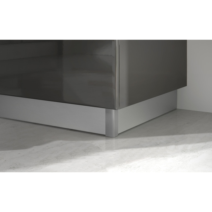Colțar plintă de 13 mm, model 90°, pentru mobilier de bucătărie, finisaj aluminiu periat, H: 120 mm [3]