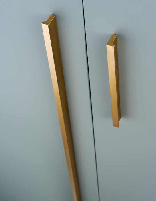 Maner pentru mobila Angle, finisaj alama shadow periata, L 100 mm [5]