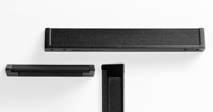 Maner pentru mobila Backk, finisaj negru texturat, L:212 mm [3]