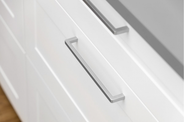 Maner pentru mobila Bagio, finisaj otel periat GT, L:136 mm [3]