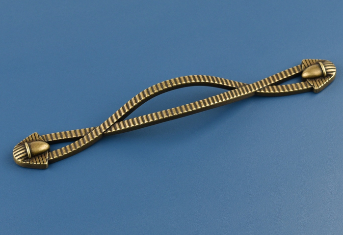 Maner pentru mobila Cleopatra, finisaj alama antichizata CB, 192 mm [5]