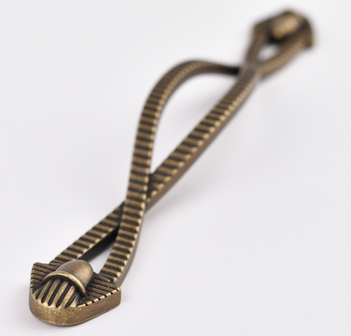 Maner pentru mobila Cleopatra, finisaj alama antichizata CB, 192 mm [3]