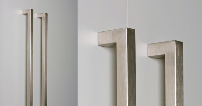 Maner pentru mobila Fort, finisaj otel inoxidabil periat, L:270 mm [3]