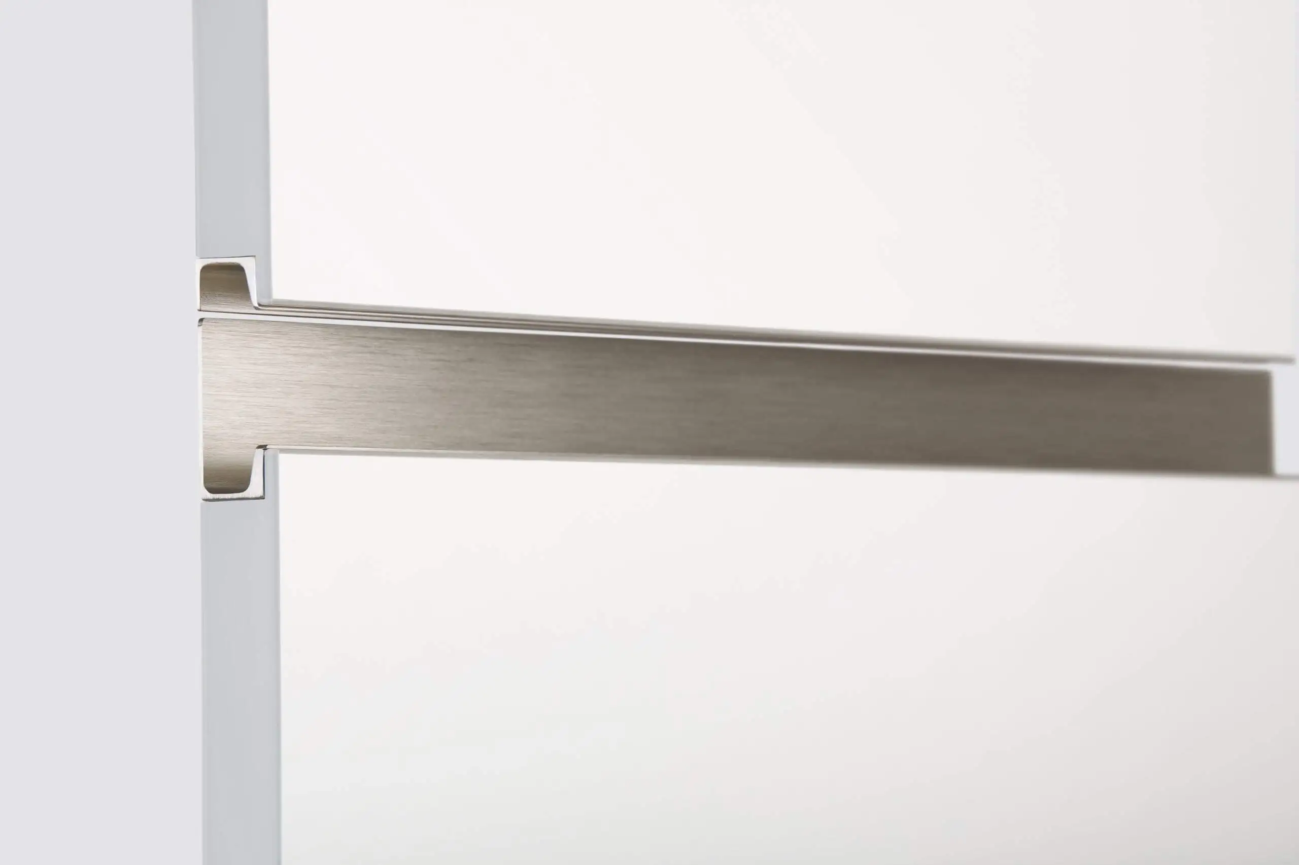 Maner pentru mobila Jey2, finisaj otel inoxidabil, L:147 mm [3]