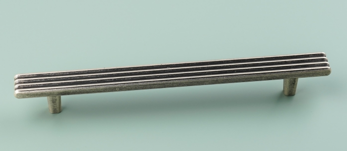 Maner pentru mobila Leco, finisaj argint antichizat CB, 160 mm [5]