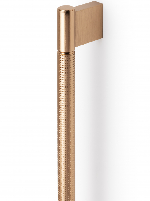 Maner pentru mobila Point Viefe, finisaj alama cava periata, L:228 mm [2]