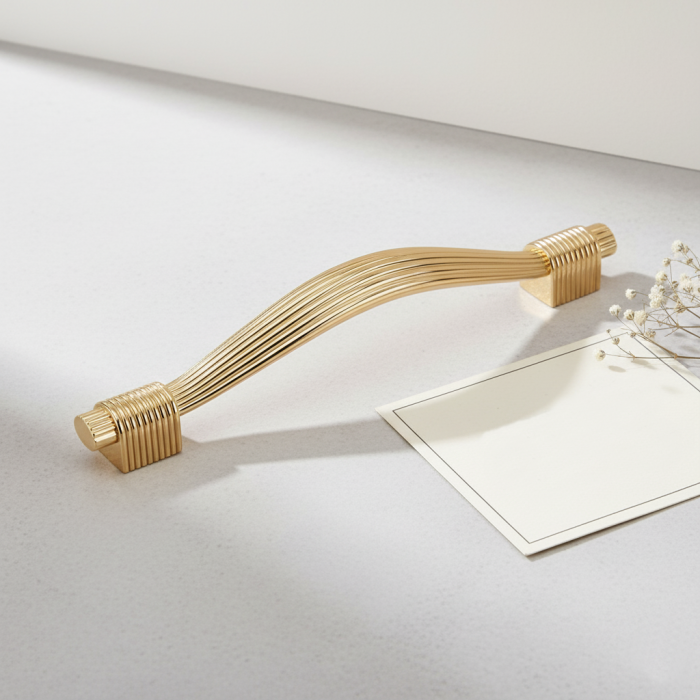 Maner pentru mobila Reed, finisaj auriu lucios, L:163 mm [4]