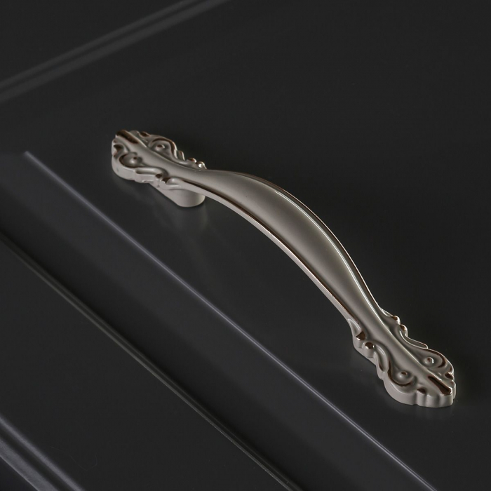 Maner pentru mobila Royal, finisaj alb/auriu lucios GT, L: 147 mm [6]