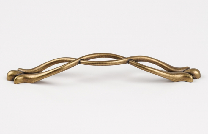 Maner pentru mobila Tessa, finisaj alama antichizata CB, 192 mm [4]