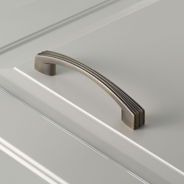 Maner pentru mobila Vasto, finisaj alama antichizata periata GT, L:120 mm [5]