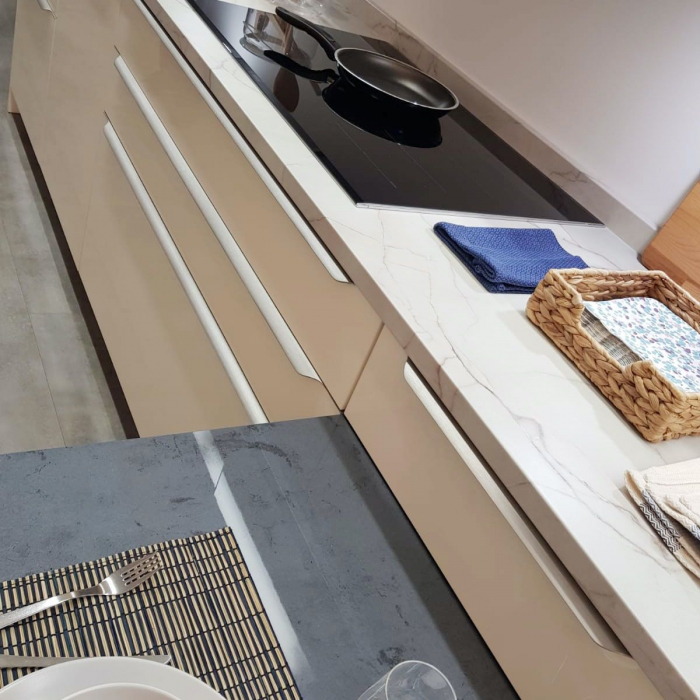 Maner pentru mobila Vector, finisaj otel inoxidabil [3]