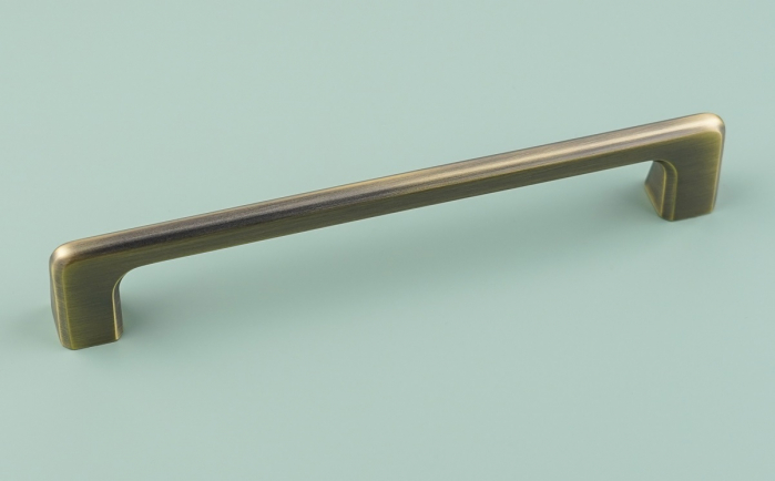 Maner pentru mobila Vera, finisaj alama antichizata periata CB, 160 mm [5]