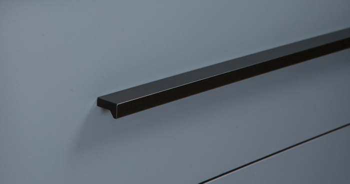 Maner pentru mobilier Angle, finisaj negru mat, L:200 mm [2]