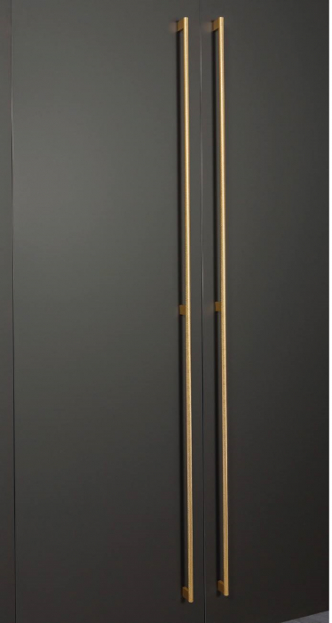 Maner pentru mobilier Graf Mini Long, finisaj alama intunecata periata, L: 1200 mm [2]