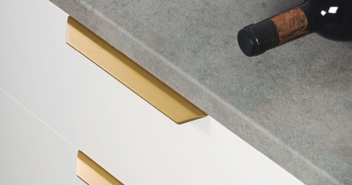 Maner pentru mobilier Vann, alama shadow periata, L: 350 mm [4]