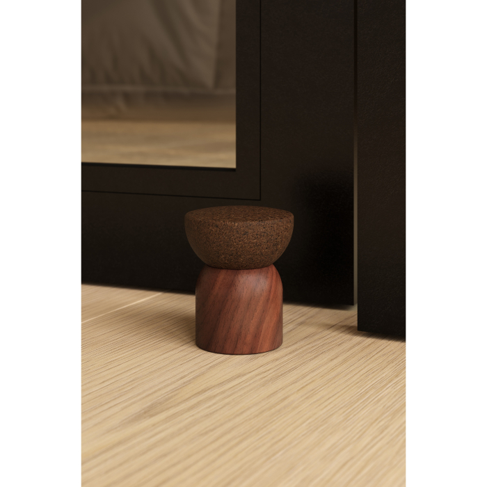 Opritor pentru usa Piece, finisaj nuc/pluta, 48x59 mm [4]