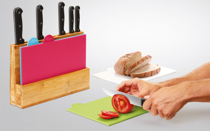 Set suport bambus pentru cutite cu 4 tocatoare din plastic Cut & Store, 32x7x24 cm [2]