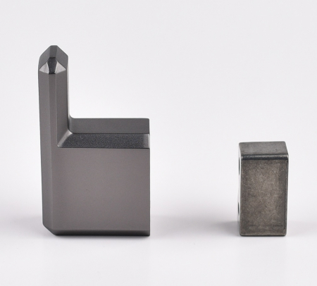 Agatatoare cuier simpla Carli, finisaj negru gun metal CB, 60x20x35 mm [3]