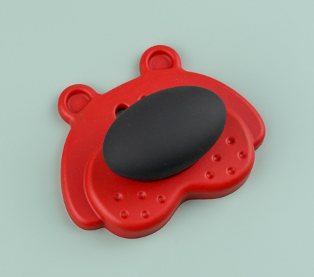Buton pentru mobila copii Joy Ursulet, finisaj rosu cu nasuc negru CB, 30 mm [4]
