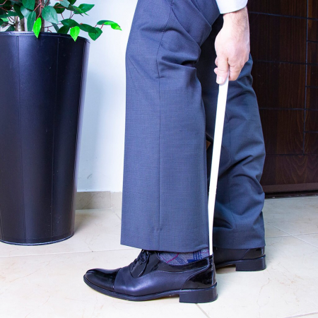Incaltator lung pentru pantofi, gri deschis, 51.3 cm [1]