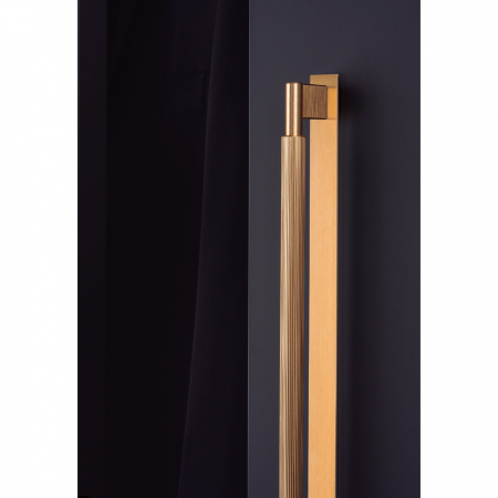 Moderne - Maner pentru mobila Arpa Plate, finisaj alama intunecata periata, L 358 mm