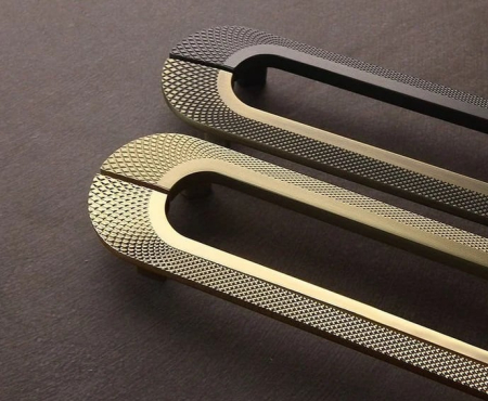 Maner pentru mobila Dax, finisaj alama mata CB, 224 mm [4]