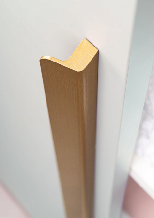 Maner pentru mobila Flapp Aluminium, finisaj alama cava periata, L:200 mm [1]