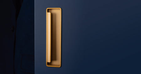 Moderne - Maner pentru mobila Fold, finisaj alama, L 174 mm