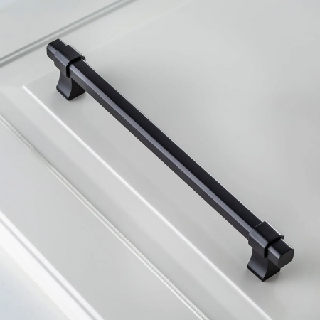 Maner pentru mobila Imperial, finisaj negru mat GT, L:194 mm [2]