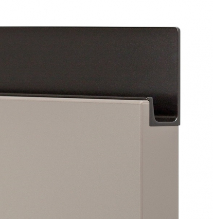 Manere si butoni - Maner pentru mobila Jey, finisaj negru mat, L:247 mm