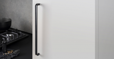 Manere si butoni - Maner pentru mobila Lipp, finisaj negru mat, L:205 mm