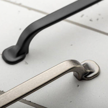 Maner pentru mobila Retris, finisaj negru mat GT, L:165 mm [2]