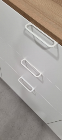 Maner pentru mobila Rim, finisaj alb mat, L 120 mm [4]