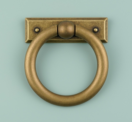 Maner pentru mobila Ring Bar, finisaj alama antichizata CB, Ø:75 mm [4]