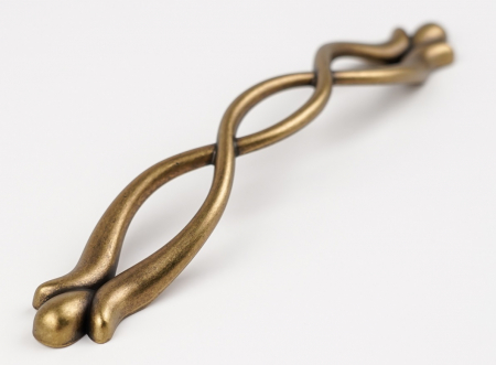 Maner pentru mobila Tessa, finisaj alama antichizata CB, 192 mm [2]