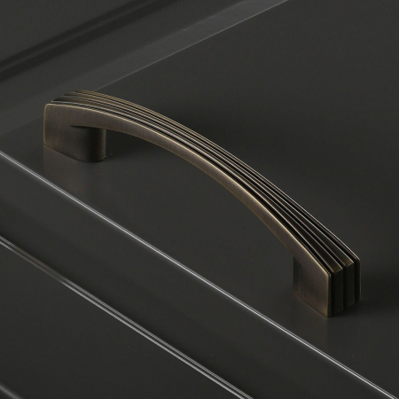 Maner pentru mobila Vasto, finisaj alama antichizata periata GT, L:120 mm [5]
