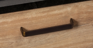 Moderne - Maner pentru mobilier Mito finisaj alama antichizata, L:166 mm
