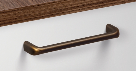 Manere si butoni - Maner pentru mobilier Redo L:137 mm finisaj alama antichizata