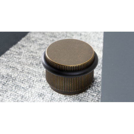 Opritor ușă Arpa Viefe, montaj pe podea, alamă rustică, D: 45 mm [1]