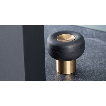 Opritor pentru usa Buggy, finisaj alama cava periata, 47x47 mm [2]