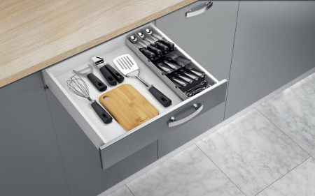 Suporturi organizare tacamuri si ustensile - Organizator pentru tacamuri ajustabil pe adancime Uni-Fit, gri, 39/49x15x6 cm
