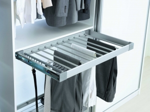 Suport de pantaloni extractibil pentru corp de 800 mm latime [1]