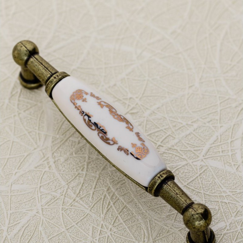 Maner vintage cu insertie ceramica si ornament, finisaj auriu antichizat GT, L:106 mm [2]