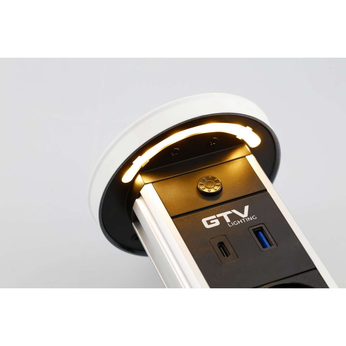 Priză încorporabilă în blat GTV Camino, încărcător wireless 10W, 2 prize Schuko, USB A + C, alb, D:80 mm [4]